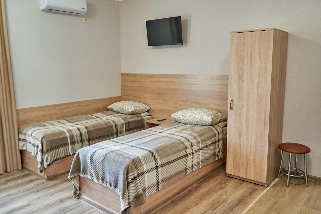 Каприз Hotel Kamjanyi Potoki Kültér fotó